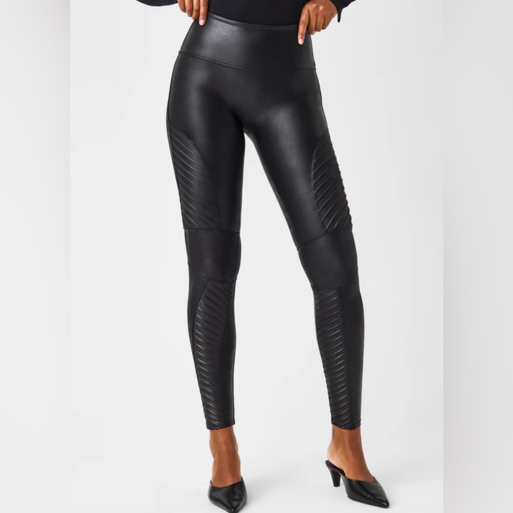 Spanx Moto Style Faux Leather Look Leggings Size Medium
